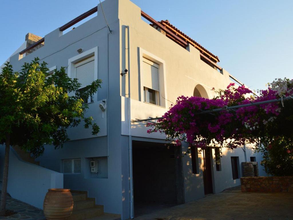 United Blue Resorts - White Sand Картерос Экстерьер фото