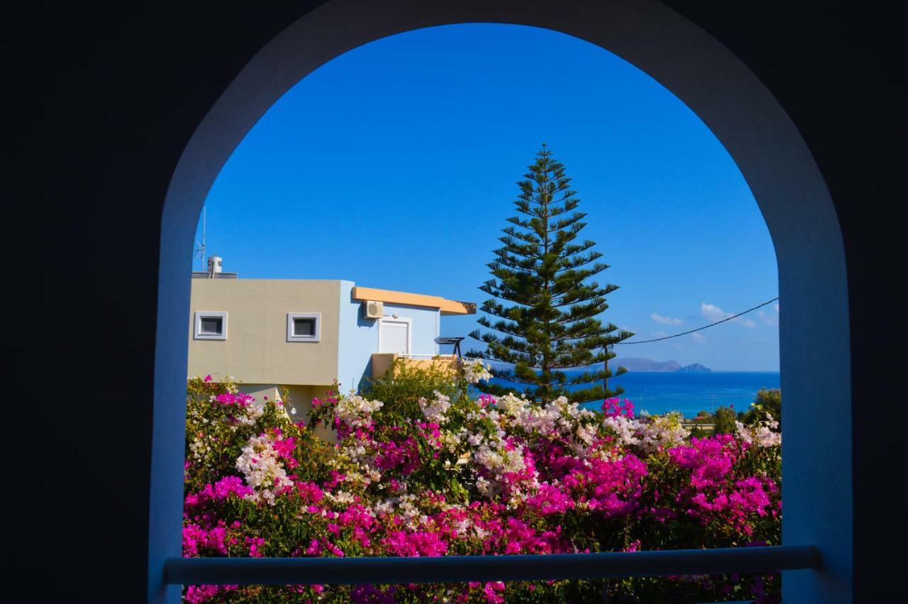 United Blue Resorts - White Sand Картерос Экстерьер фото